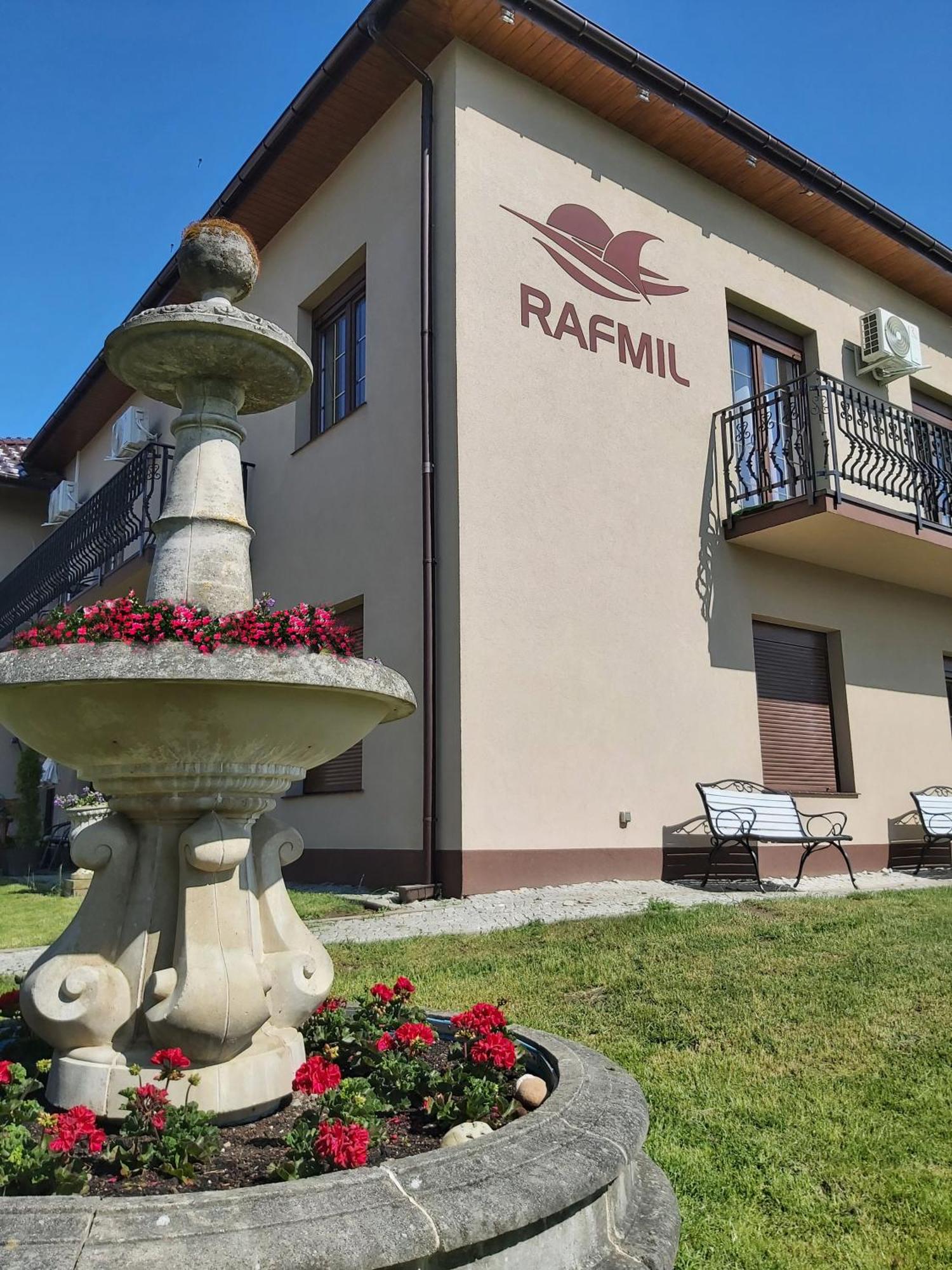 Osrodek Wypoczynkowy Raf-Mil Aparthotel วีแช ภายนอก รูปภาพ